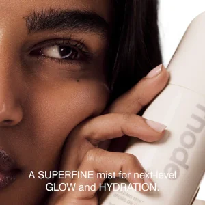 Спрей для увлажнения и сияния лица Rhode Glazing Mist Hydrating Face Spray - 80ml