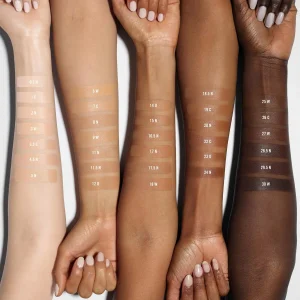 Тональная основа MAKEUP BY MARIO SurrealSkin Natural Finish - 3 W, 30 мл