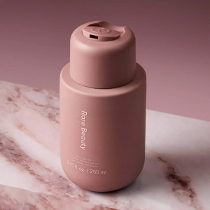 Rare Beauty by Selena Gomez Find Comfort Niacinamide Hydrating Body Lotion namlovchi tana losyoni