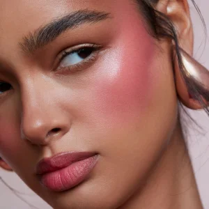 Дуэт кремовых и пудровых румян PATRICK TA Major Headlines Double-Take Crème & Powder Blush Duo - She's a Doll
