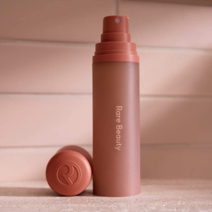 Спрей для тела и волос с ниацинамидом Rare Beauty Find Comfort: Awaken Confidence Body & Hair Fragrance Mist