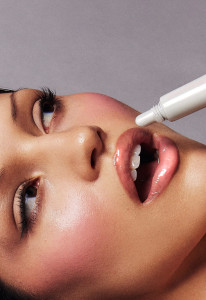 Бальзам для губ Rhode Peptide Lip Treatment / ваниль