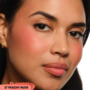Румяна Yves Saint Laurent Make Me Blush 24H Buildable Powder Blush - 37 Peachy Nude