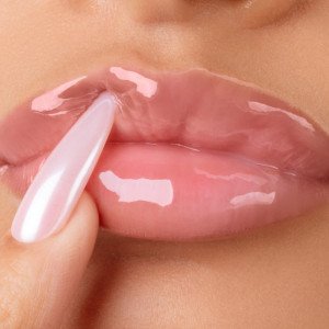 Масло для губ Gisou Honey Infused Hydrating Lip Oil - Vanilla Glaze