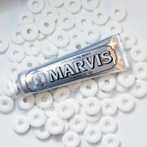 Marvis Whitening Mint 85 ml oqartiruvchi yalpizli tish pastasi