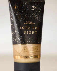 Отшелушивающий скраб для тела с эффектом сияния Bath & Body Works - Into the Night - 210g
