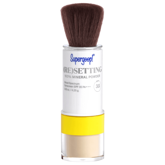 Минеральная пудра - SPF с кистью Supergoop! 100% Mineral (Re)setting Powder Face Sunscreen SPF 35 - Translucent