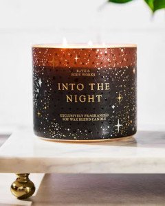 Ароматическая свеча с 3 фитилями Bath & Body Works Into The Night 3-Wick Candle - 411 г