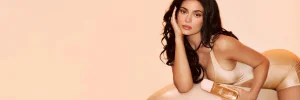 Kylie Cosmetics - Sweet Éclair Hair & Body Mist - 236 ml tana va soch spreyi