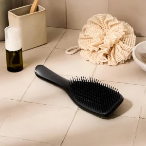 Расческа для влажных и сухих волос Tangle Teezer The Ultimate Detangler Hair Brush - Liquorice Black