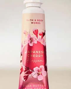 Крем для рук Bath & Body Works Japanese Cherry Blossom - 29 ml