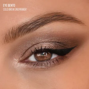 Трио теней для век Kaja Eye Bento Bouncy Eyeshadow Trio - Cold Brew Einspanner
