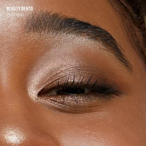 Kaja Eye Bento Bouncy Eyeshadow Trio - Forest Night 19 ko'z uchun tenlar trio