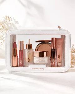 Косметичка Charlotte Tilbury White Unreal Cosmetic Bag
