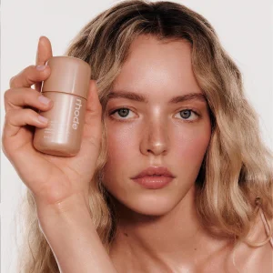 Многофункциональный жидкий хайлайтер Rhode Highlight Milk - 02 Pearly Champagne