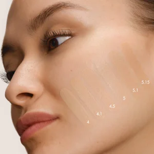 Armani Beauty Luminous Silk Natural Glow Blurring Liquid Foundation - 4.5 light tonal asos