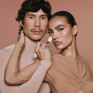 Двусторонняя кисть для румян PATRICK TA Dual Ended Precision Blush Brush 