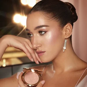 Пудровый хайлайтер Charlotte Tilbury Glow Glide Face Architect Highlighter - Pillow Talk Glow