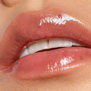 Блеск для губ REFY Lip Gloss with Hyaluronic Acid - Rosewood
