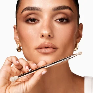 Двусторонняя кисть для теней PATRICK TA Dual Ended Eyeshadow Brush