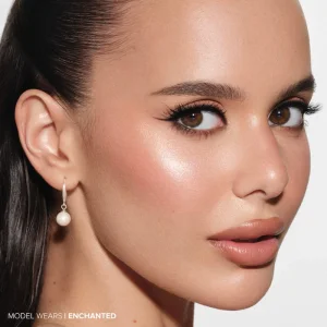 Сияющая пудра-хайлайтер Anastasia Beverly Hills Glow Seeker Champagne Gold Powder Highlighter - Enchanted