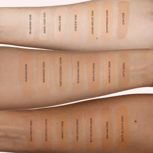 Тональный крем HUDA BEAUTY Easy Blur Natural Airbrush Foundation - Chai 210B